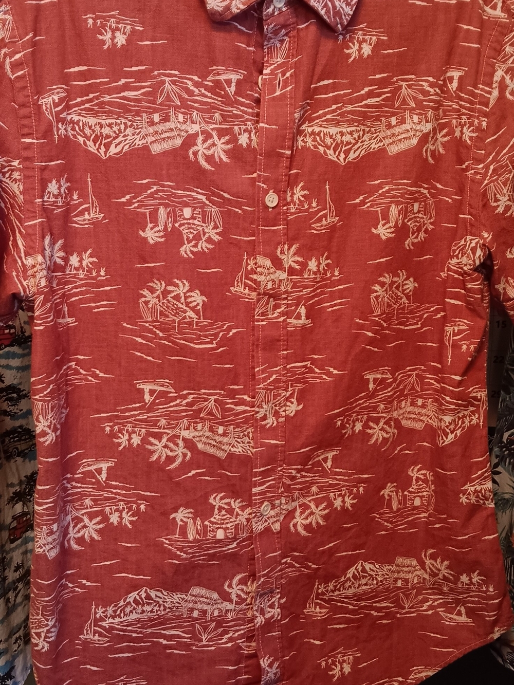 Old Navy Red Short-Sleeve Tropical Print Button-Down Shirt